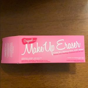 NWT Makeup Eraser 💄
